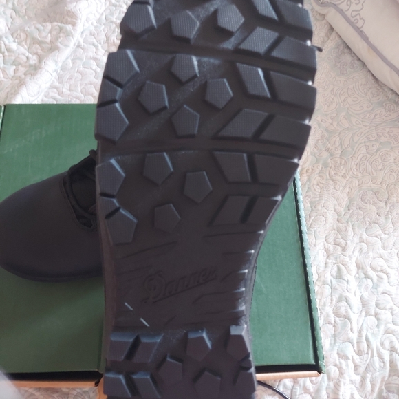 NWB. Top quality boot! MEN. Danner Lookout Dawn Tactical Boots. Size 15D. Black. - Picture 4 of 5